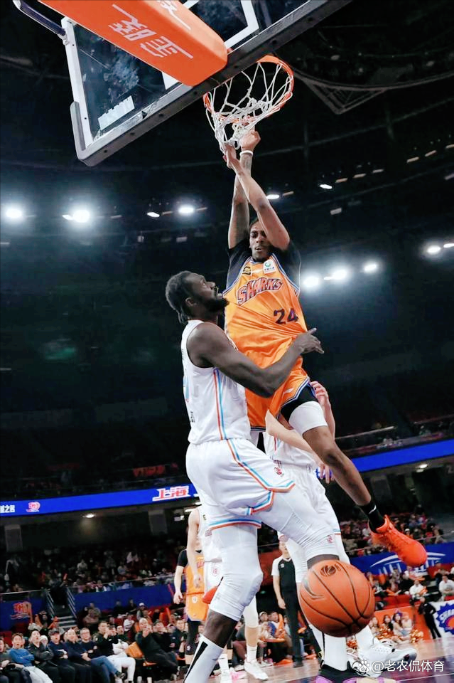 火箭翻盘山东队,霍勒迪点燃赛场 火箭翻盘山东队,霍勒迪点燃赛场